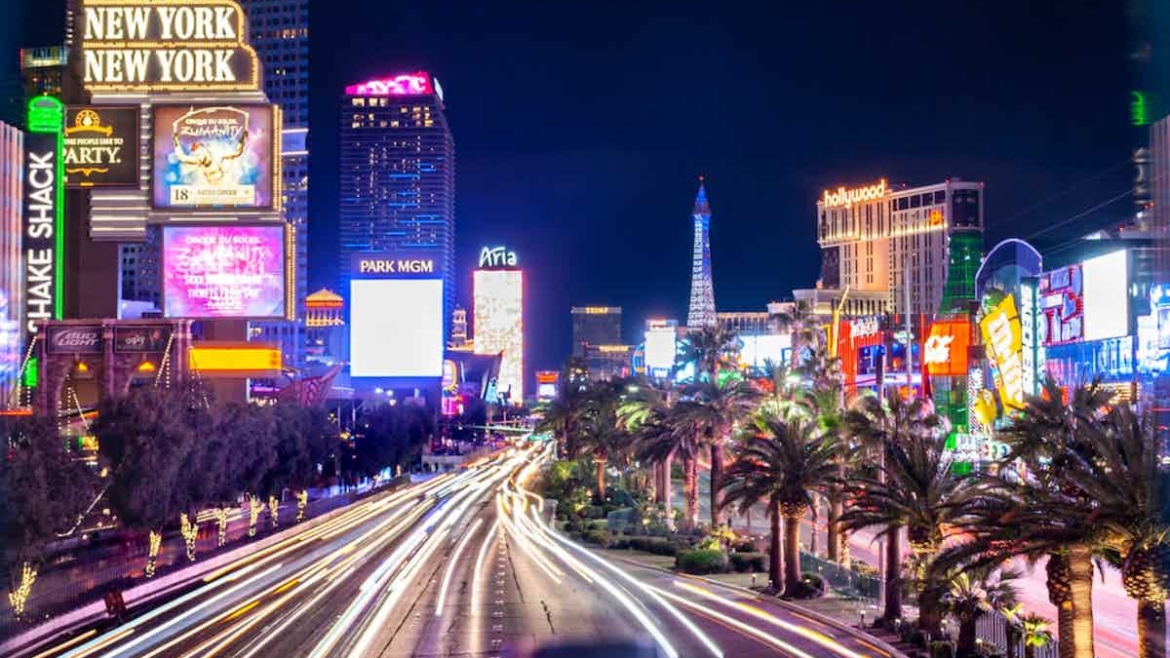 How to Plan the Perfect Vegas Nightlife Experience